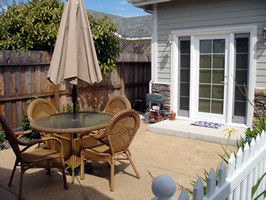 2011-5thStreet-house-in-back